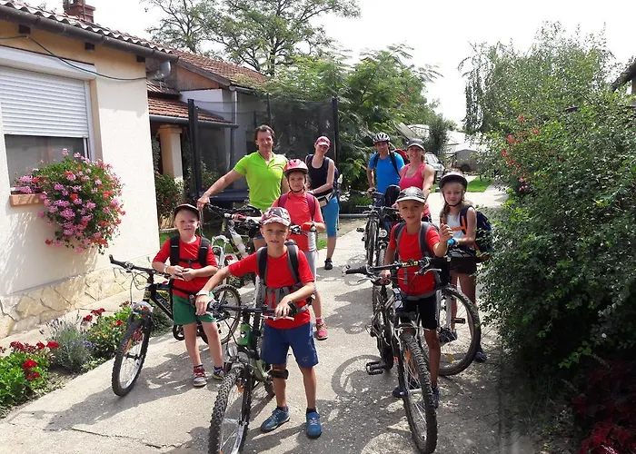 Tiszavirag Vendeghaz *